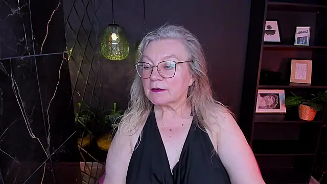 Snapshot of NataliMellow chatting on 07.04.26 NataliMellow online show from 07.04.26