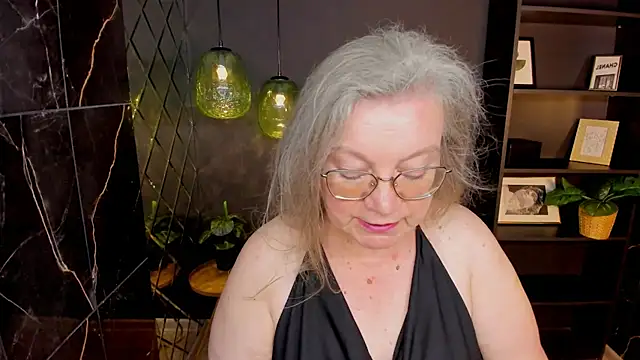 Snapshot of NataliMellow chatting on 07.19.26 NataliMellow online show from 07.19.26
