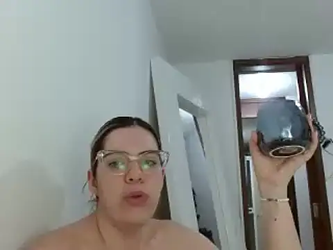 Snapshot of ashlymoon chatting on 12.22.24 ashlymoon online show from 12.22.24