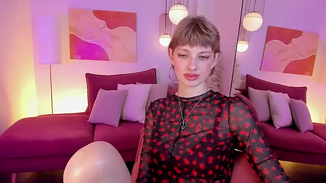 Snapshot of RubySoft chatting on 10.10.25 RubySoft online show from 10.10.25