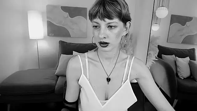 Snapshot of RubySoft chatting on 10.31.25 RubySoft online show from 10.31.25