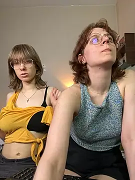 Snapshot of Jitoon_Exe chatting on 03.13.26 Jitoon Exe online show from 03.13.26