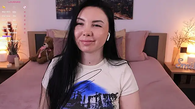 Snapshot of Leila__Sweet chatting on 02.21.25 Leila Sweet online show from 02.21.25