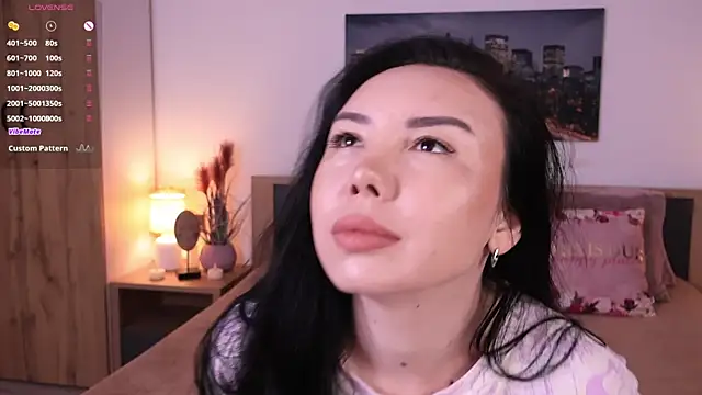 Leila  Sweet online show from 04.20.26