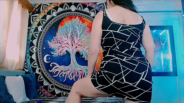 Snapshot of indica_me chatting on 03.13.25 indica me online show from 03.13.25