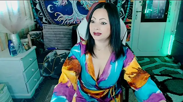 Snapshot of indica_me chatting on 09.20.25 indica me online show from 09.20.25