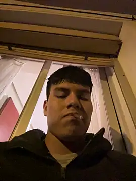 Snapshot of mikeeeeeell chatting on 02.20.26 mikeeeeeell online show from 02.20.26