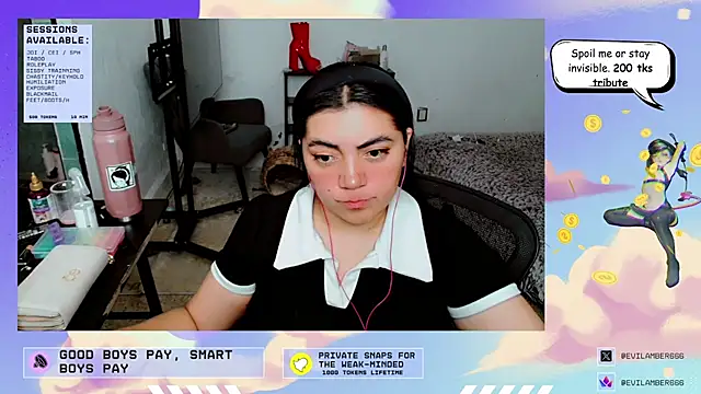 Snapshot of CuteCumSlut666 chatting on 09.23.25 CuteCumSlut666 online show from 09.23.25