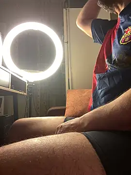 Snapshot of MarkReeds chatting on 02.02.25 MarkReeds online show from 02.02.25