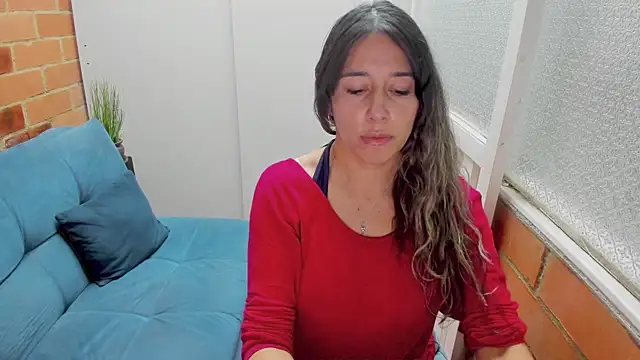 Snapshot of Penelope47 chatting on 11.04.25 Penelope47 online show from 11.04.25