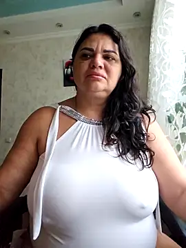 littleRikka online show from 11.14.25