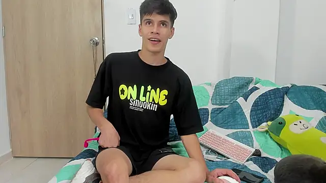 Snapshot of Dimitrixxx__ chatting on 11.07.25 Dimitrixxx online show from 11.07.25