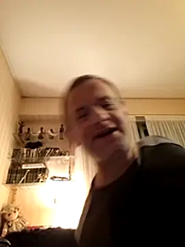 Snapshot of Perv10 chatting on 03.09.26 Perv10 online show from 03.09.26