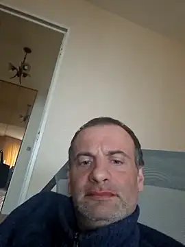 Snapshot of Perv10 chatting on 03.10.26 Perv10 online show from 03.10.26