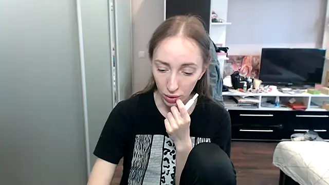 Snapshot of Natalimeowks chatting on 06.12.26 Natalimeowks online show from 06.12.26