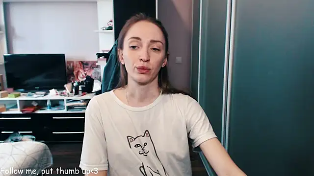 Snapshot of Natalimeowks chatting on 06.14.26 Natalimeowks online show from 06.14.26