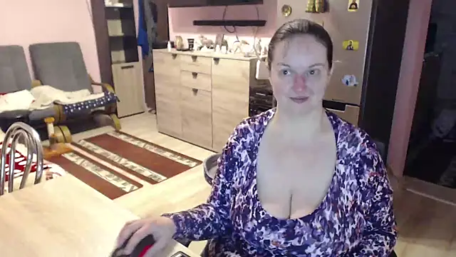 BustyLadyAlma online show from 02.11.25