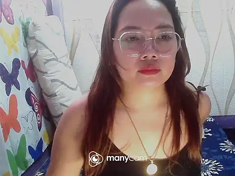 BURBERRY69 online show from 10.02.25