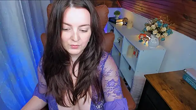 ErinMarshall online show from 09.18.25