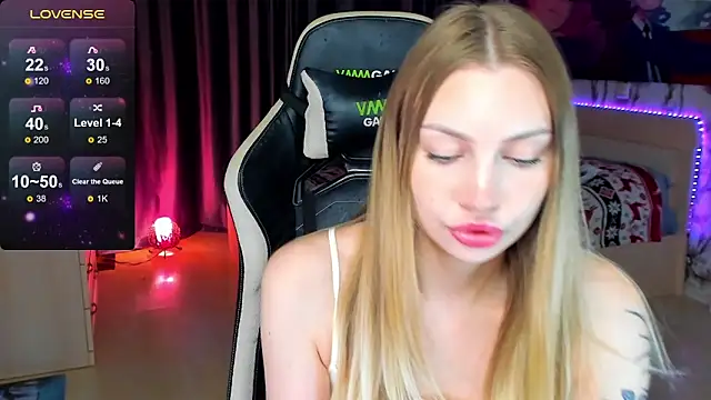 BiMolly online show from 10.02.25