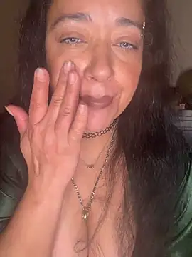 PichyPrettyPussy online show from 12.22.25