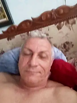  lady red  online show from 04.01.26