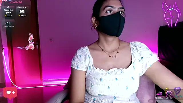 Snapshot of DesiZoya chatting on 07.26.26 DesiZoya online show from 07.26.26
