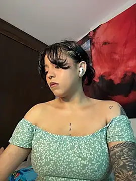 Snapshot of Naiara_sex chatting on 06.07.26 Naiara sex online show from 06.07.26