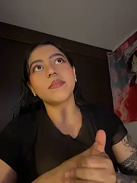 Snapshot of Naiara_sex chatting on 06.18.26 Naiara sex online show from 06.18.26