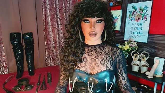 trixxielicious online show from 11.24.25