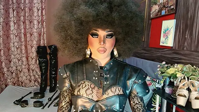 Snapshot of trixxielicious chatting on 02.20.26 trixxielicious online show from 02.20.26