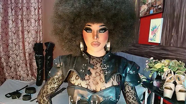 Snapshot of trixxielicious chatting on 02.21.26 trixxielicious online show from 02.21.26