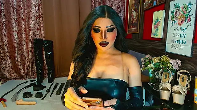 trixxielicious online show from 07.18.26