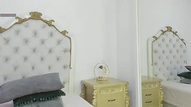 Snapshot of Princsgirl_ chatting on 09.18.25 Princsgirl online show from 09.18.25