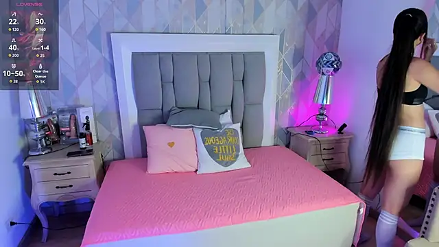 Snapshot of Princsgirl_ chatting on 11.15.25 Princsgirl online show from 11.15.25