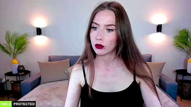 TheWoman   online show from 06.24.26