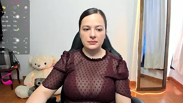 angelaagomez online show from 10.04.25