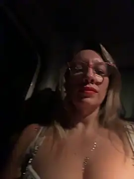 Gatitacarlita online show from 02.20.26