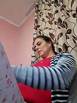 IsabelleCraft online show from 03.08.25