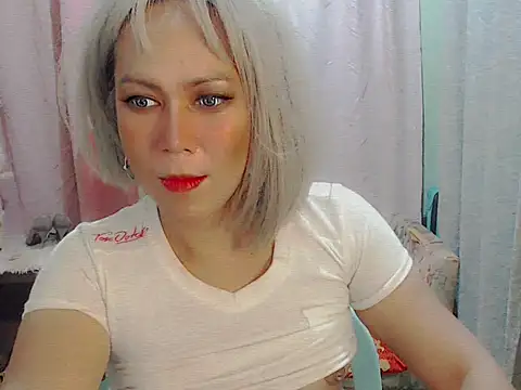 Snapshot of shanecummer chatting on 05.21.26 shanecummer online show from 05.21.26