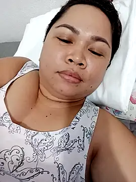 XXLorie 02 online show from 10.29.25