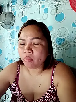 XXLorie 02 online show from 11.09.25