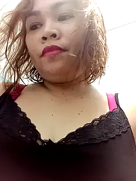 XXLorie 02 online show from 11.24.25