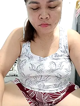 XXLorie 02 online show from 04.26.26