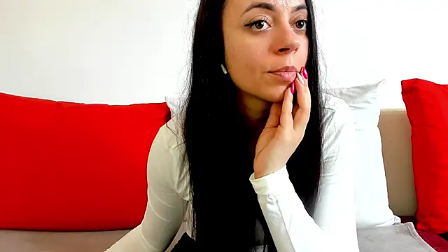 Snapshot of cute_angel95 chatting on 03.13.25 cute angel95 online show from 03.13.25