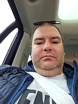 Snapshot of Andrew1900529 chatting on 10.08.25 Andrew1900529 online show from 10.08.25