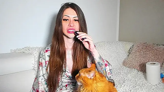 BrianaDiamondXXX online show from 06.13.26