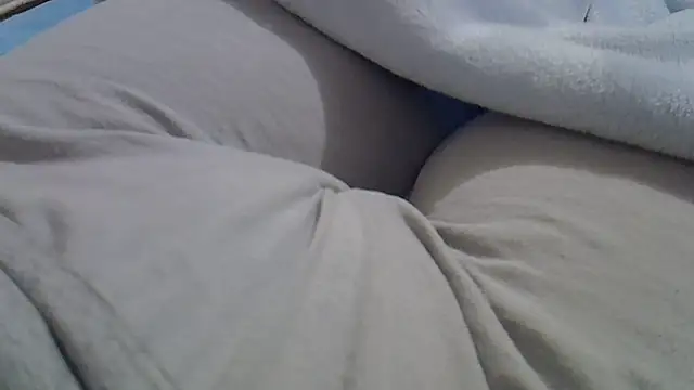 Snapshot of perescam chatting on 10.19.25 perescam online show from 10.19.25