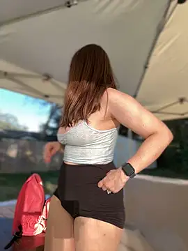 MaggyMayI online show from 12.19.24