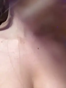 MaggyMayI online show from 12.17.25